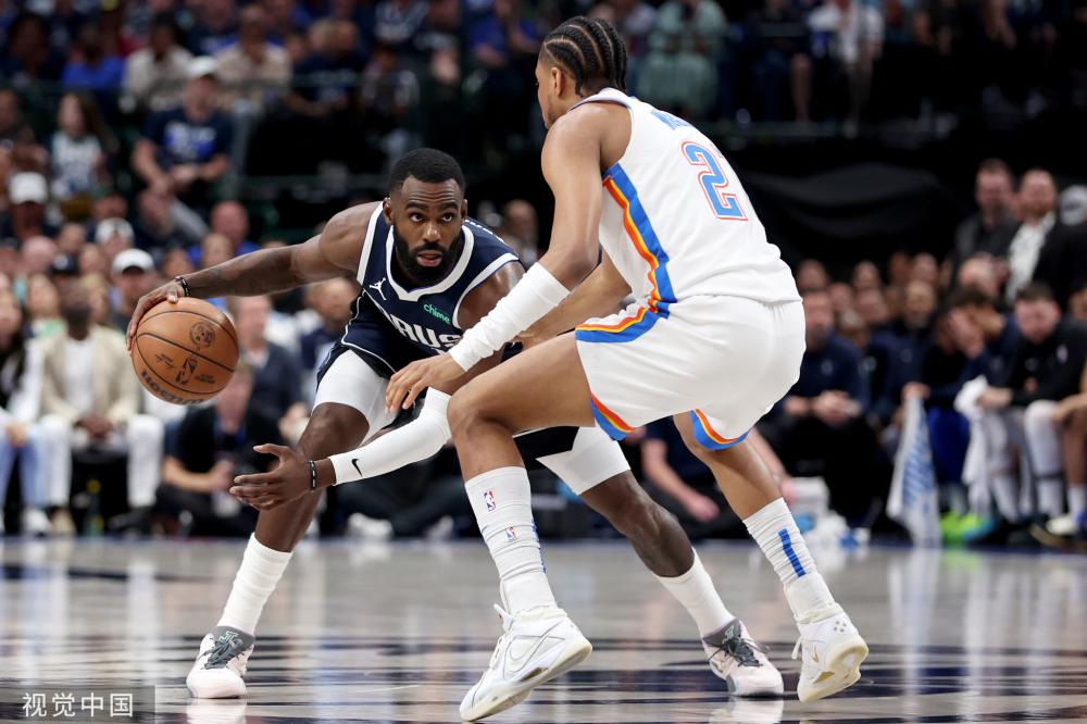 C罗900球分布：皇马450球国家队131球曼联145球