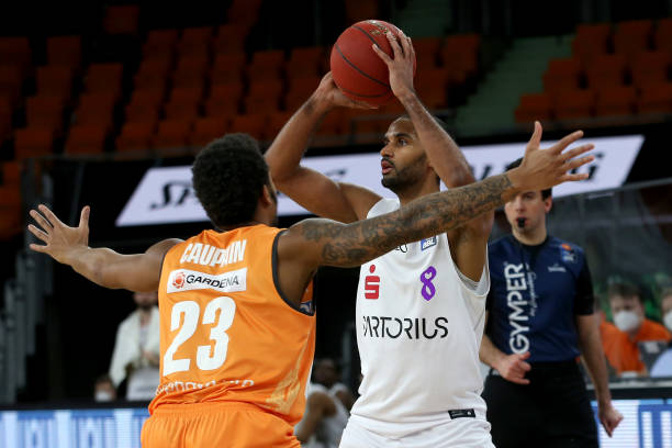 来一线队成 来一线队成